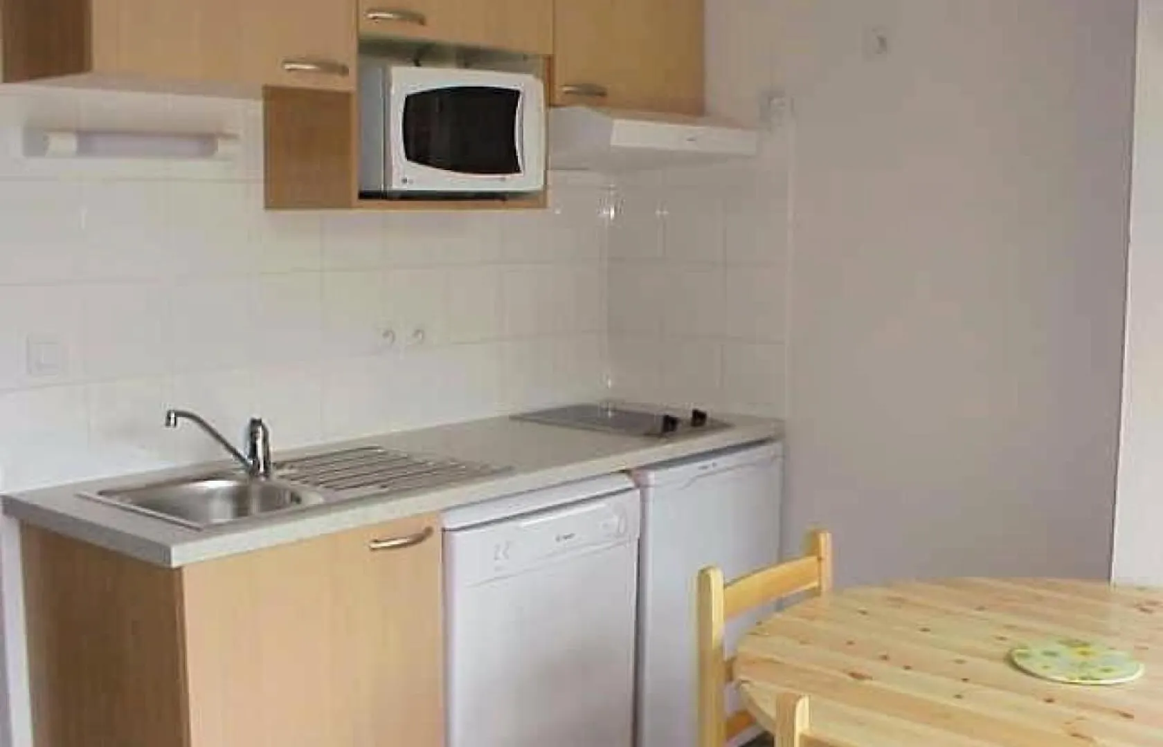 Residence Eugenie - Appartement 4 Personnes Au Village De Guchen Mae-3464 Frankrijk