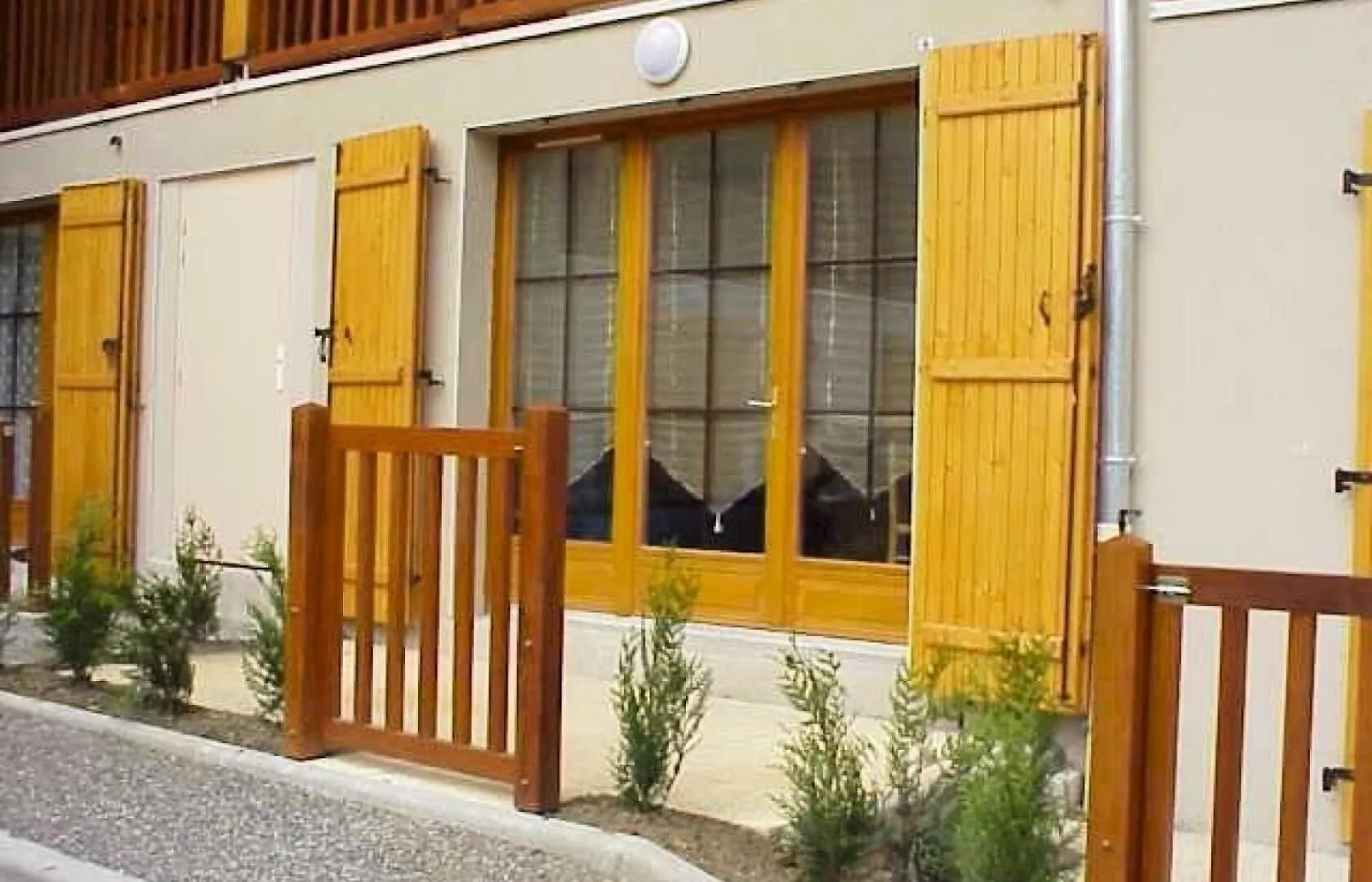 Residence Eugenie - Appartement 4 Personnes Au Village De Guchen Mae-3464